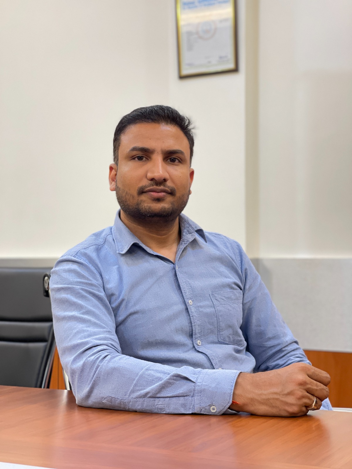 Mohan Prakash Agarwal